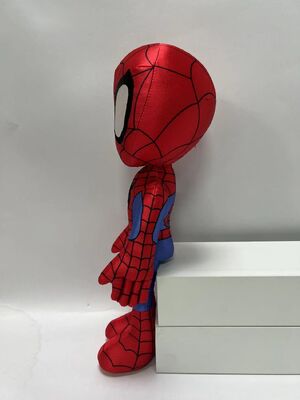 L'homme et l'acier superbes Superman de Batman de jouets de peluche de bande dessinée d'homme ont bourré le nombre d'actions