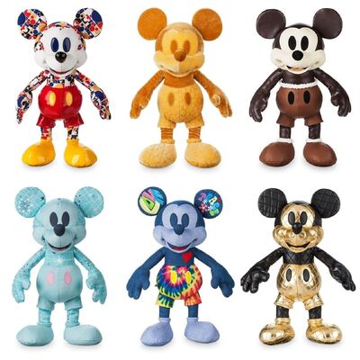 Jouets de peluche bourrés par bande dessinée de jouet bourrés par carcasse de vengeurs pour des garçons, filles
