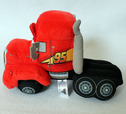 Le beau caoutchouc de McQueen de foudre des voitures 2 de coureurs de roadster de Disney de peluche