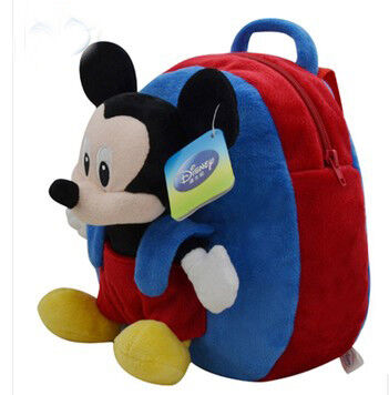 L'école molle mignonne d'enfants balade le sac d'école de Disney Mickey Mouse