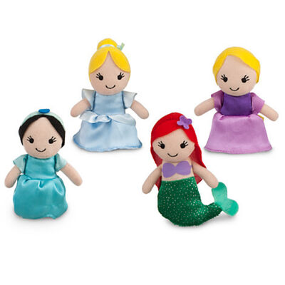 La belle peluche de bande dessinée joue les marionnettes molles congelées de doigt pour des cadeaux et la prime de promotion