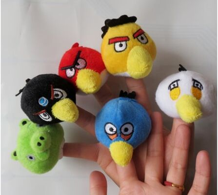 Les petites marionnettes de doigt de peluche d'oiseau pour des bébés, jaune/rouge/bleu