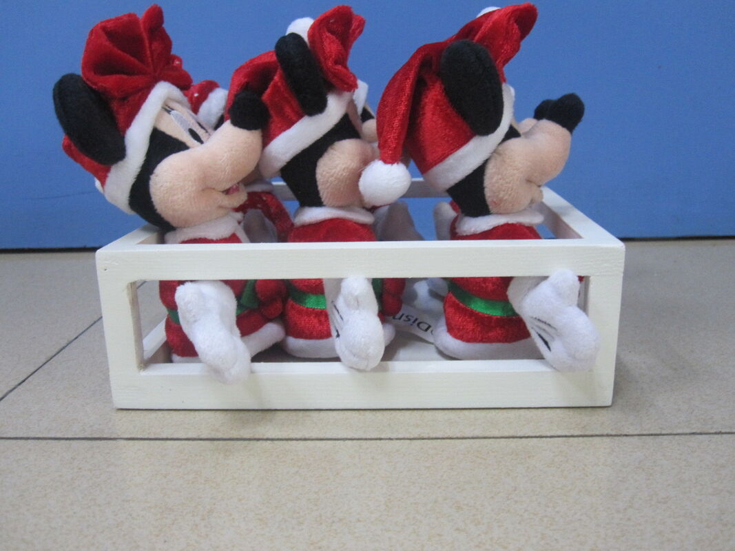 jouets mous de Disney de famille originale d'ensemble complet de 10cm dans le plateau pour Noël