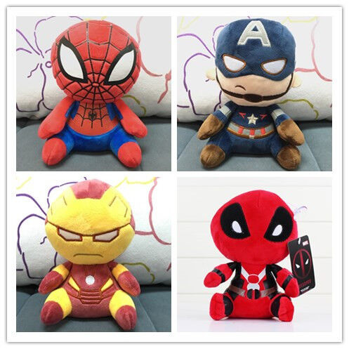 les jouets mignons de peluche de bande dessinée de 20cm s'émerveillent le nombre d'actions bourré par groupe de vengeurs
